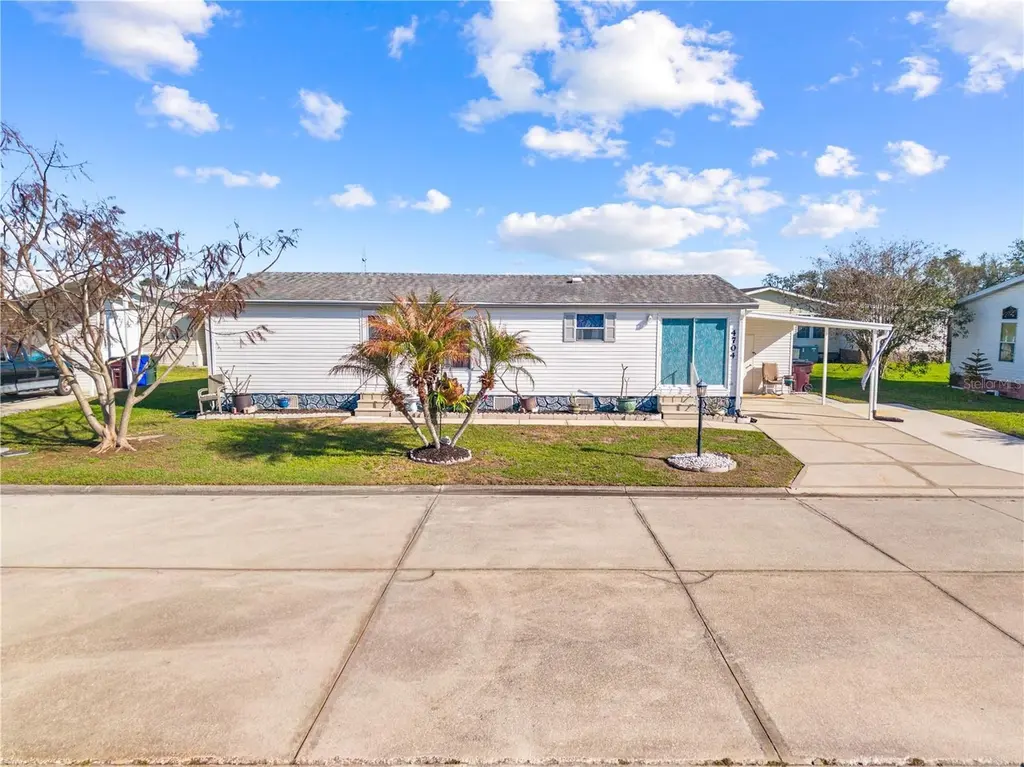 4704 Lanca Ln