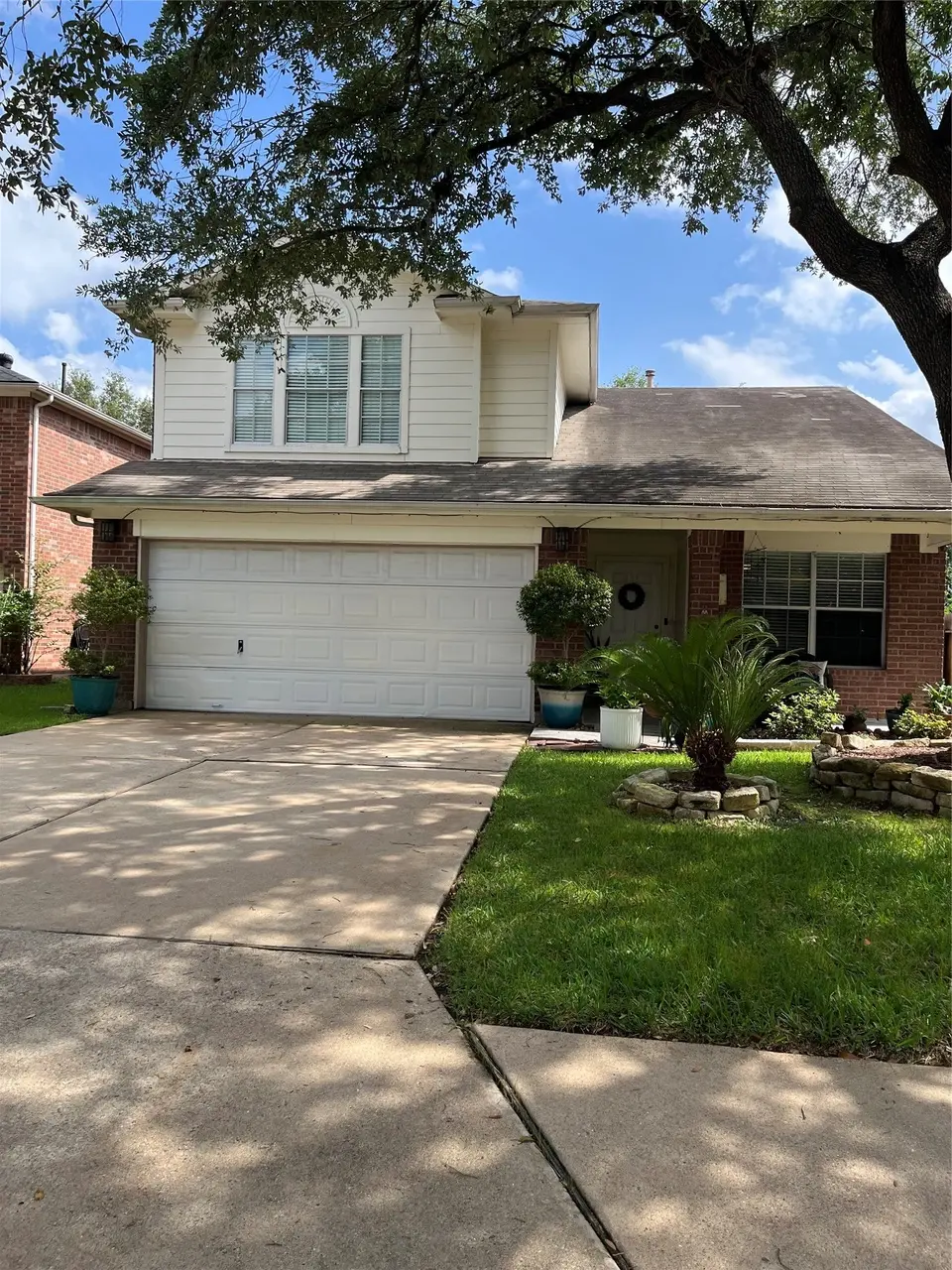 19111 Indian Stone Ln