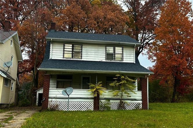 178 E Ravenwood Ave
