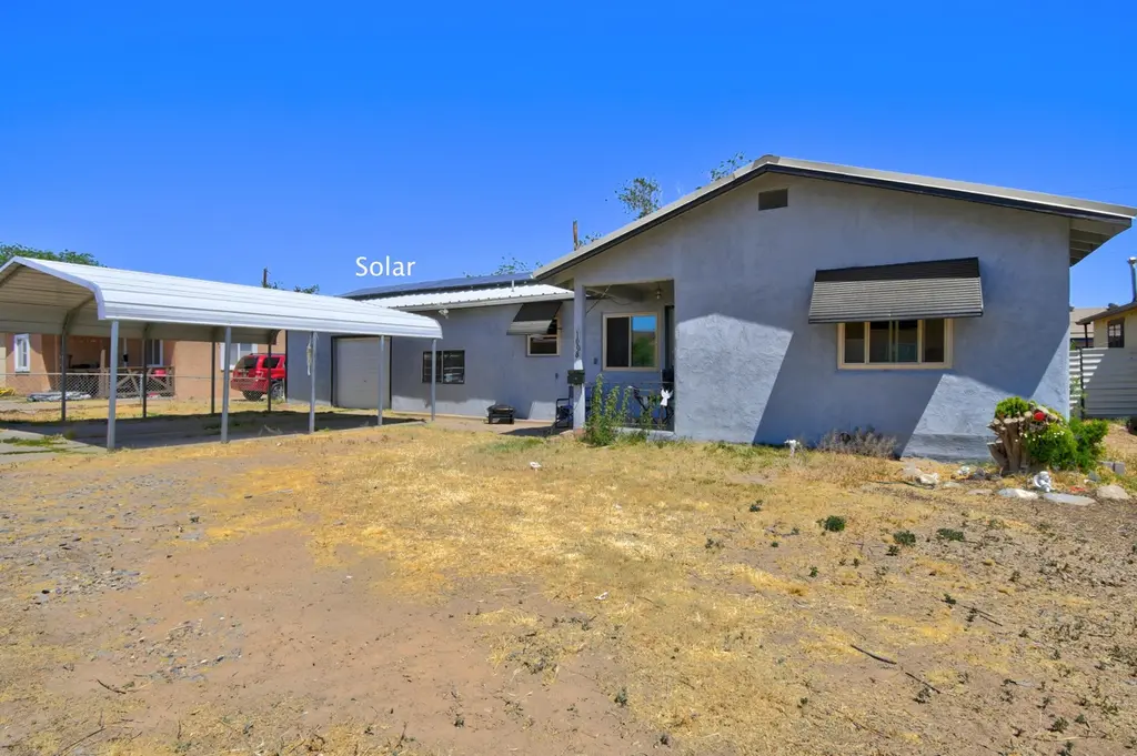 1008 W Castillo Ave