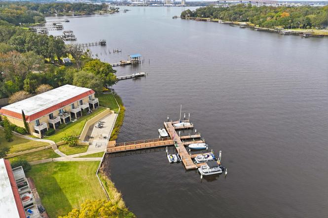 5811 Atlantic Blvd #229