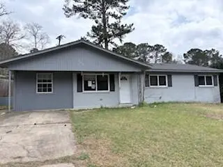 216 Magnolia