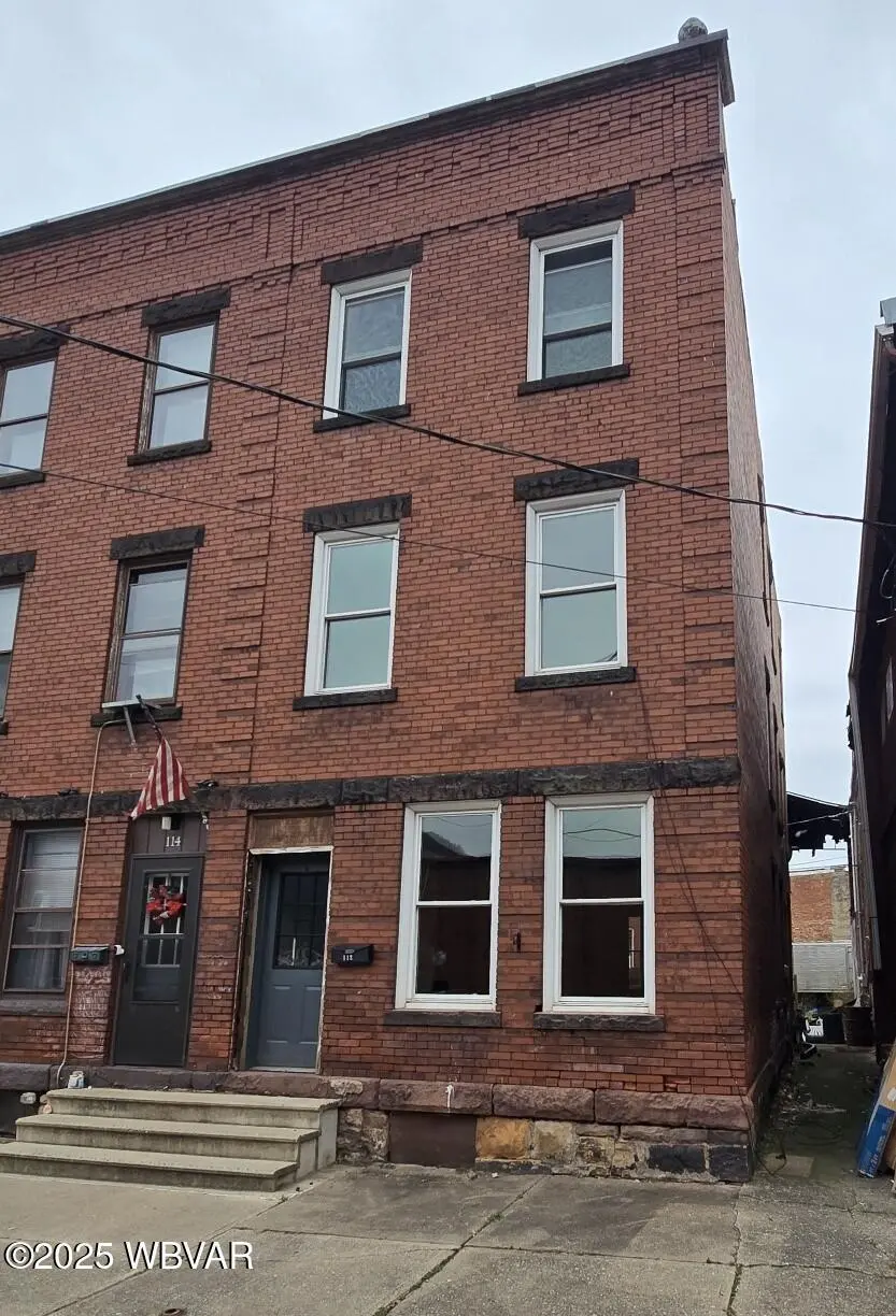 112 5th St