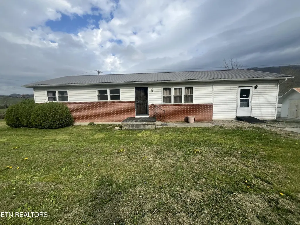 3981 Doctor Thomas Walker Rd