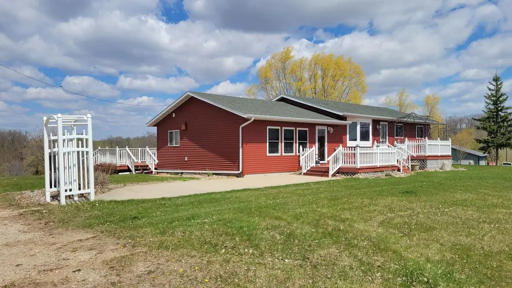 32475 Sawmill Rd