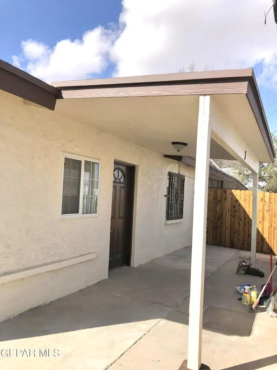 801 Delhi Dr