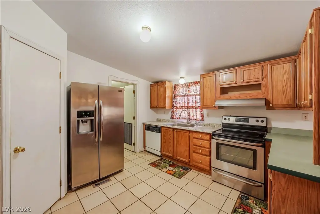 1320 Piltz Rd