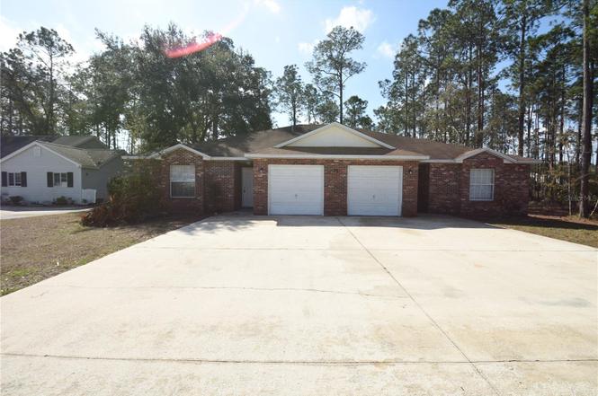 35 Brunswick Ln Unit A & B