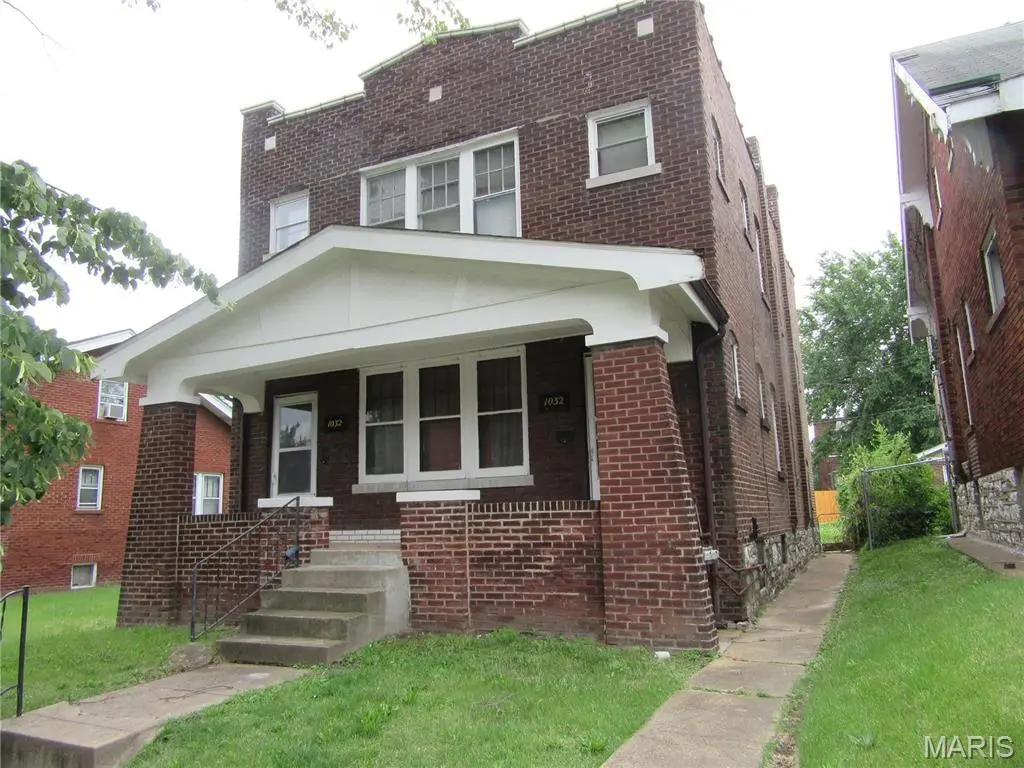 1032 Veronica Ave