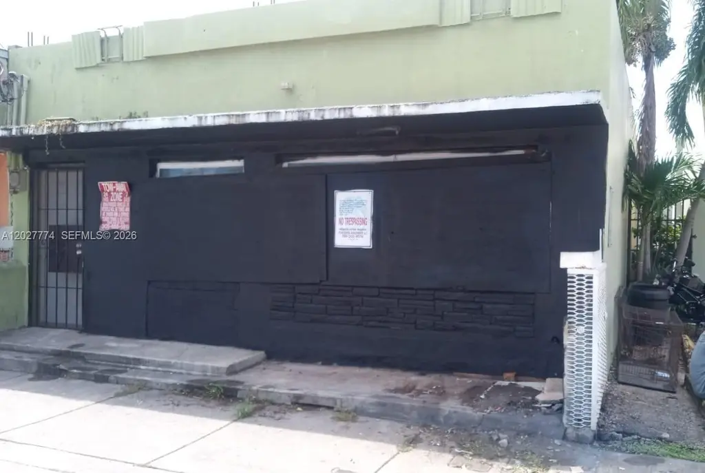 6930 NW 15th Ave