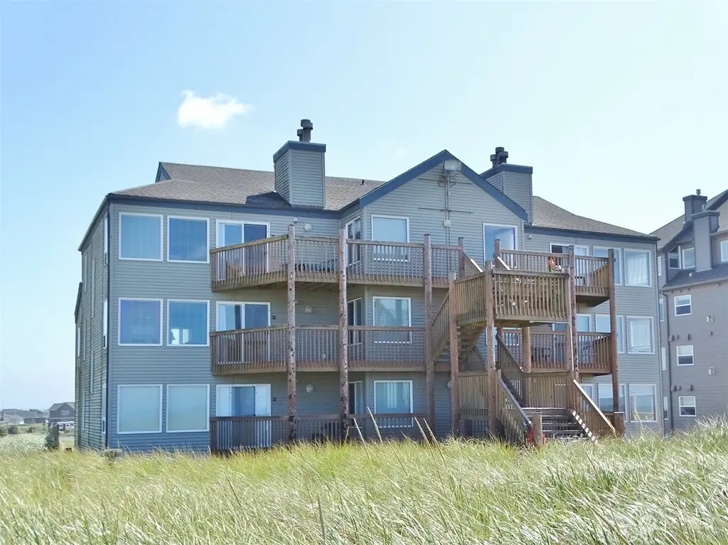 1399 Ocean Shores Blvd SW Unit 2N-E