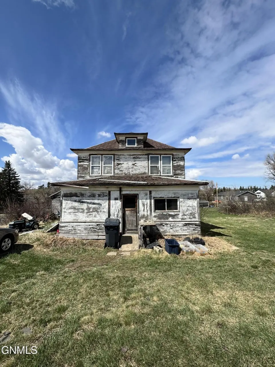 312 Elk St