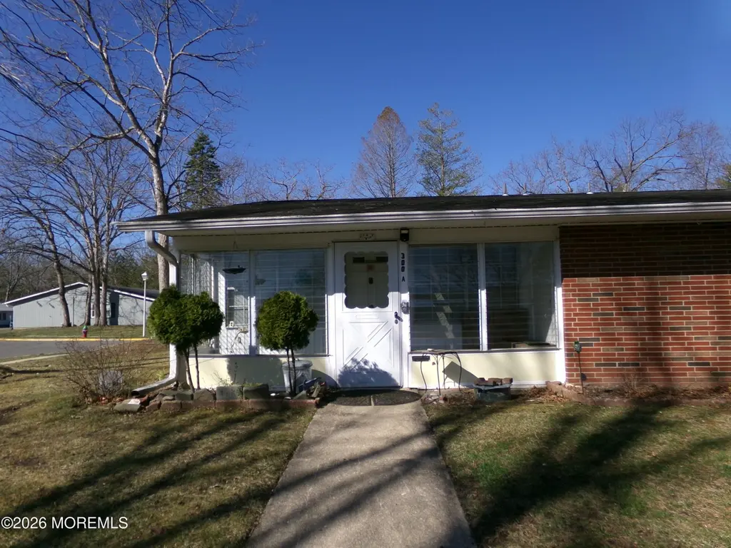 300A W Malvern Ct Unit A