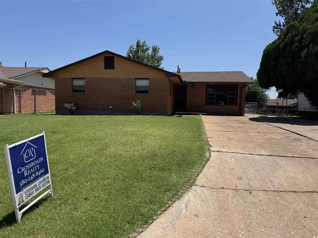 718 SW Ranch Oak Blvd