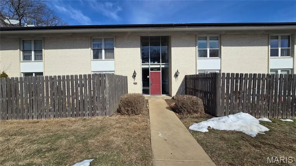 10407 Briarbend Dr #3