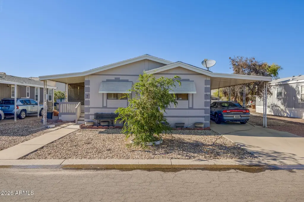 6960 W Peoria Ave #7