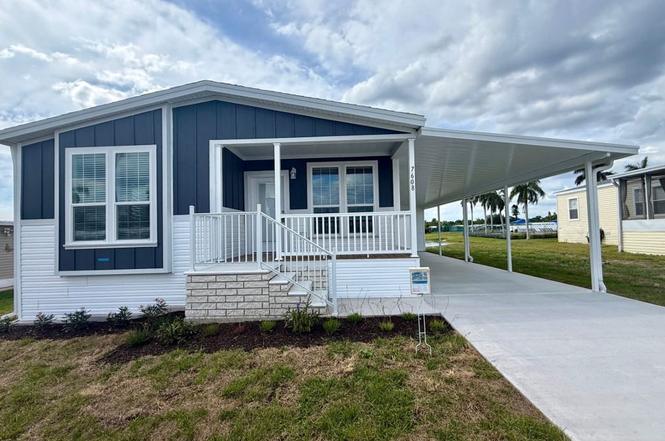 Bayshore w/ Rear Porch Plan