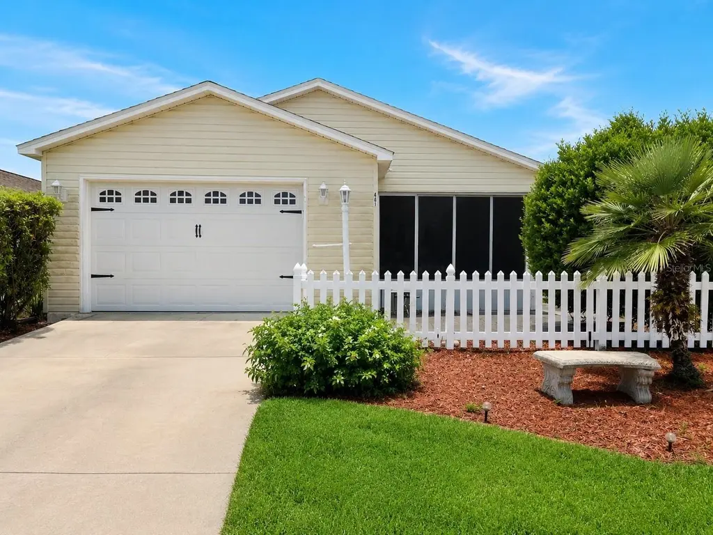 481 Hildalgo Dr