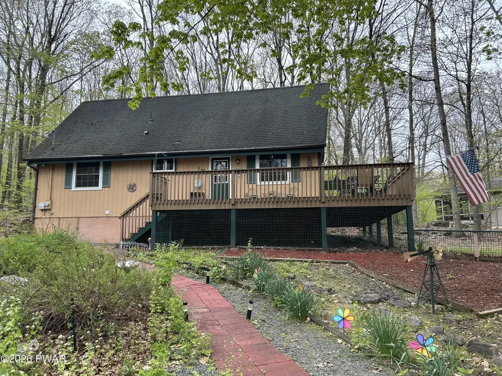 802 Cedar Ct