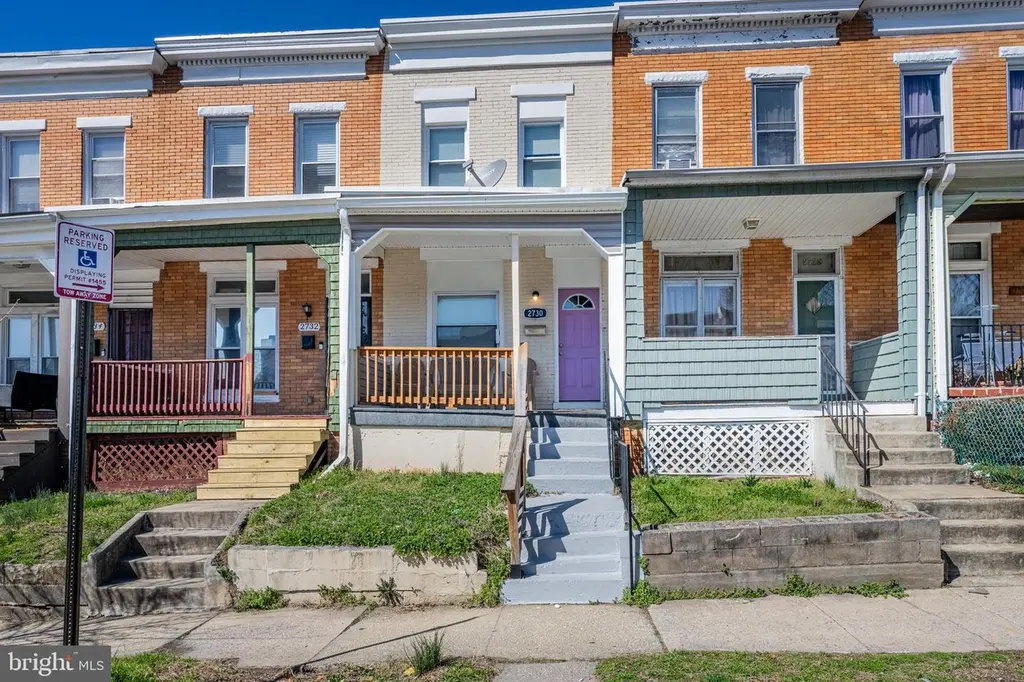 2730 Baker St
