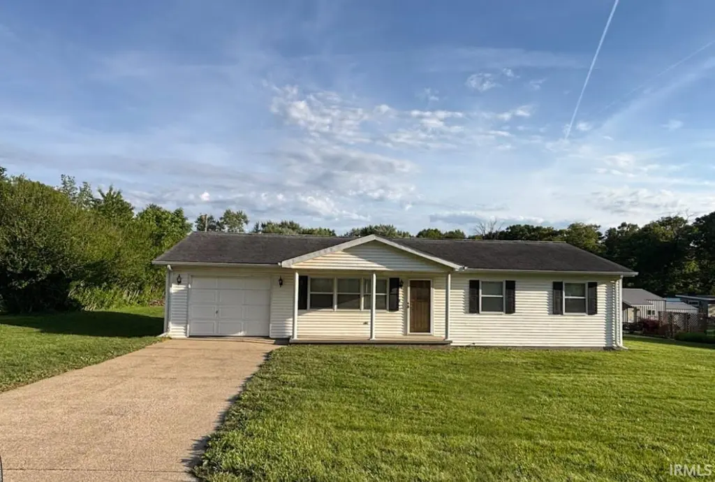 16 Kelly Dr