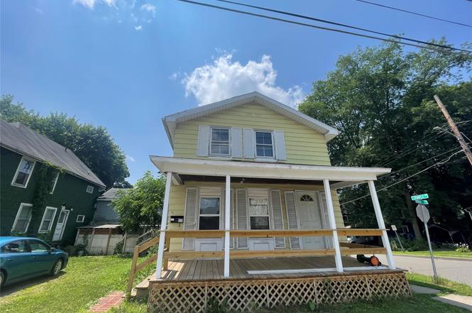 75 Paige St St