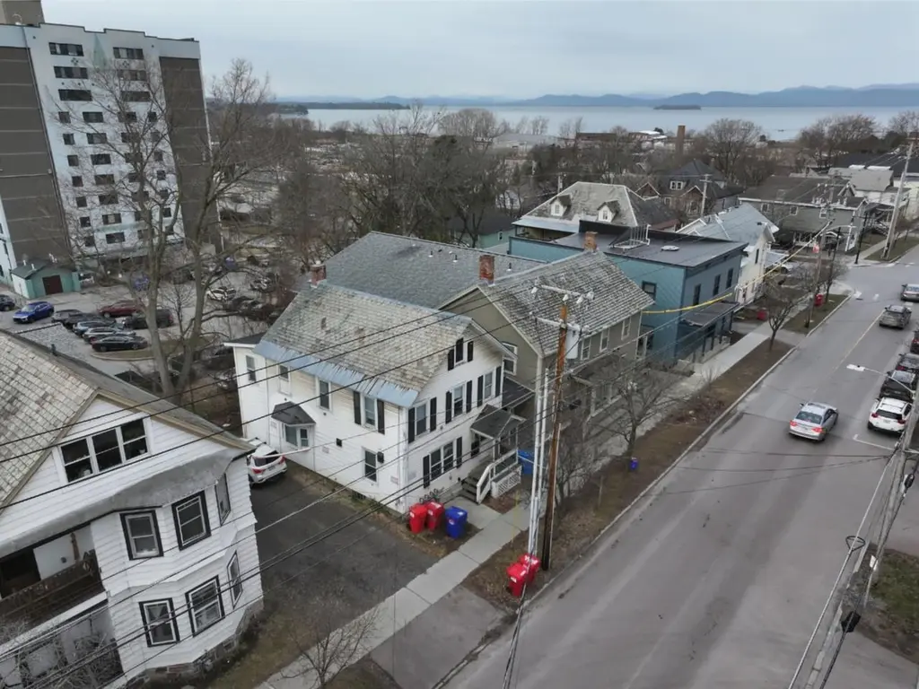 155 Maple St