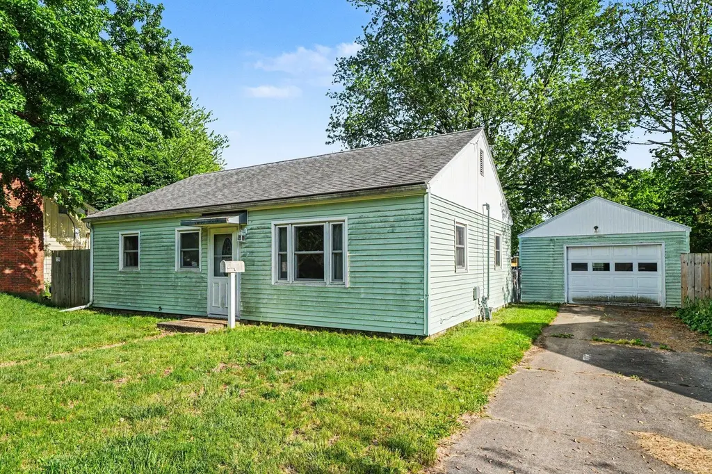 412 W Lafayette St