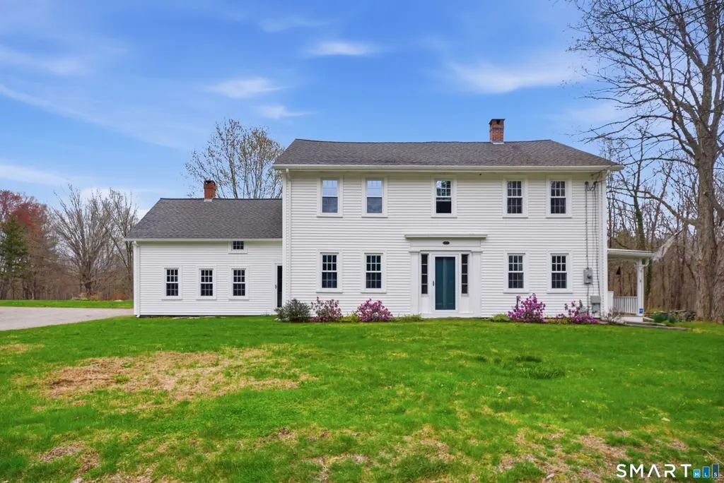18 Bates Rd