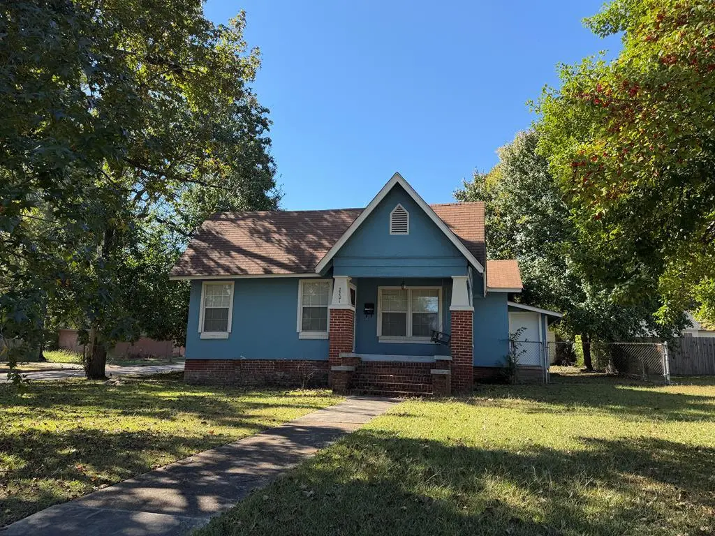 2201 Garland Ave