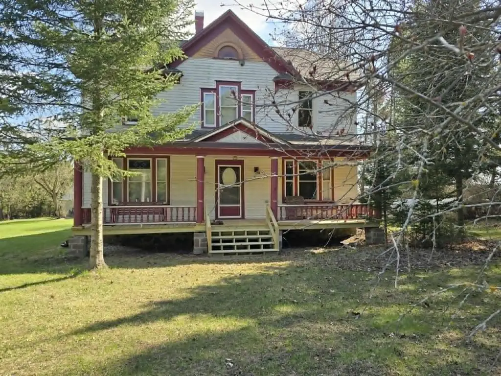 W8145 County Rd P