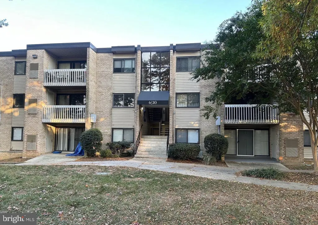 6310 Hil Mar Dr #1