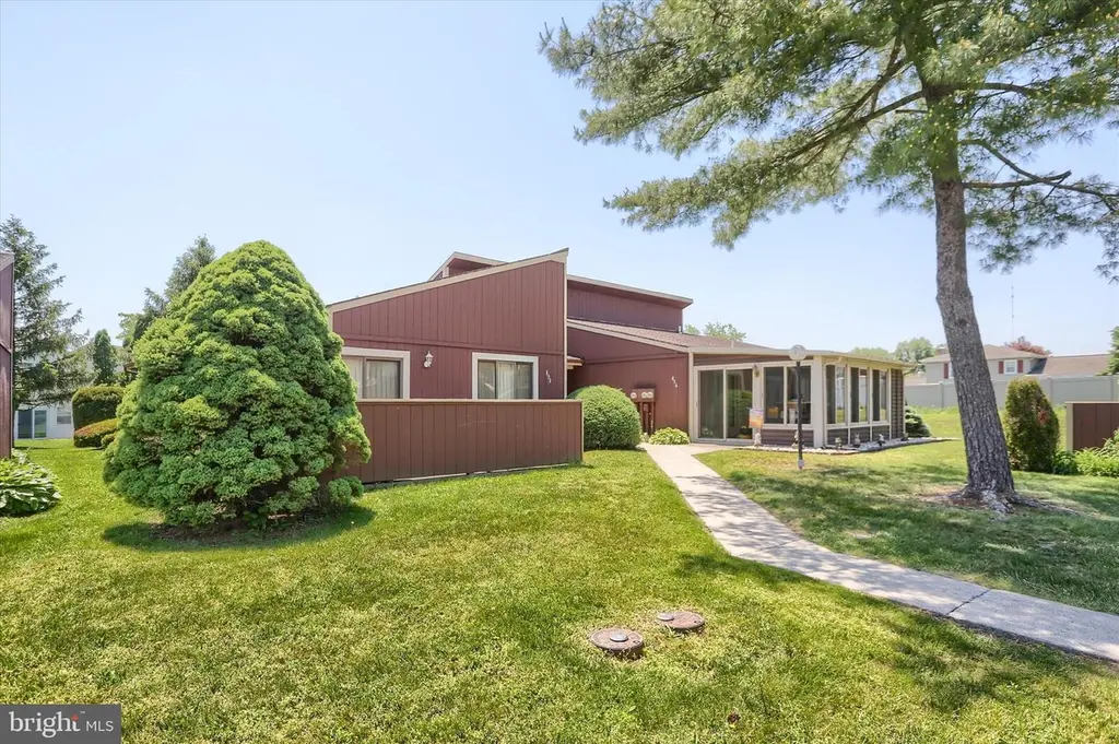 854 Melissa Ct