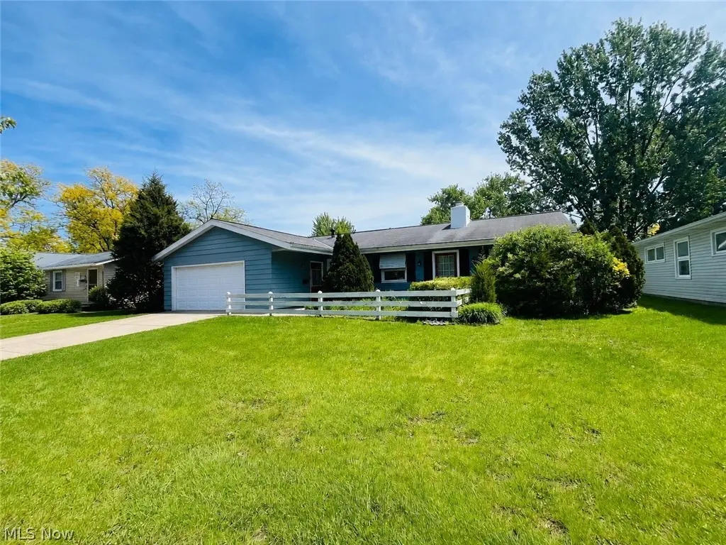 723 Trotter Ln