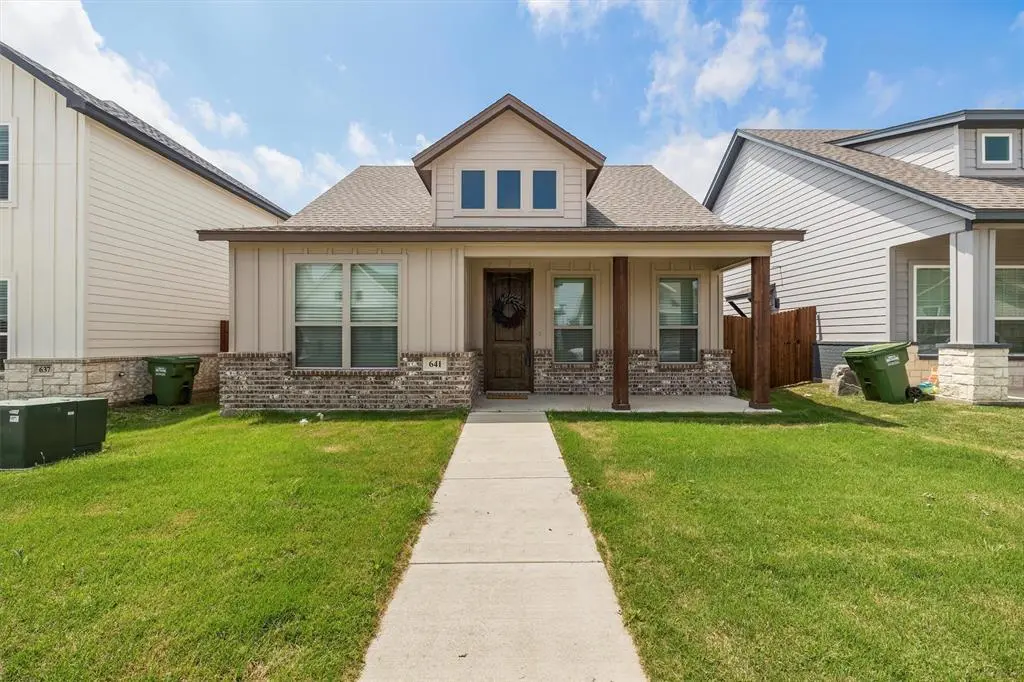 641 The Cottages Dr