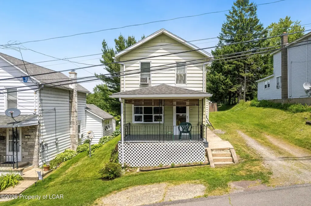 42 Scott St