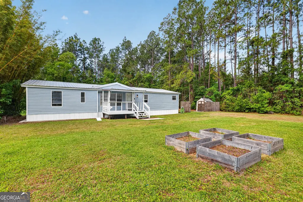 155 Pine Crossing St