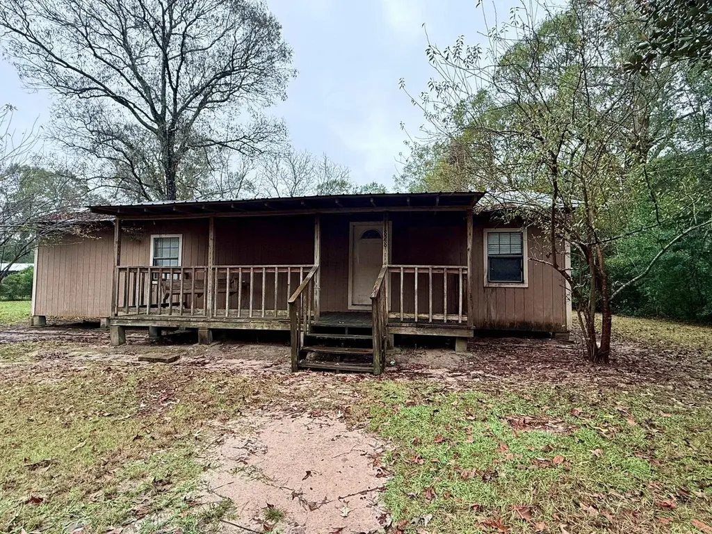828 County Road 4550