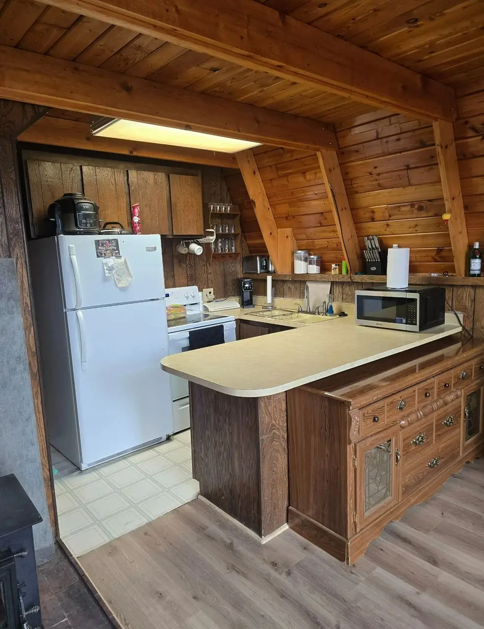 261 E Solomons Way