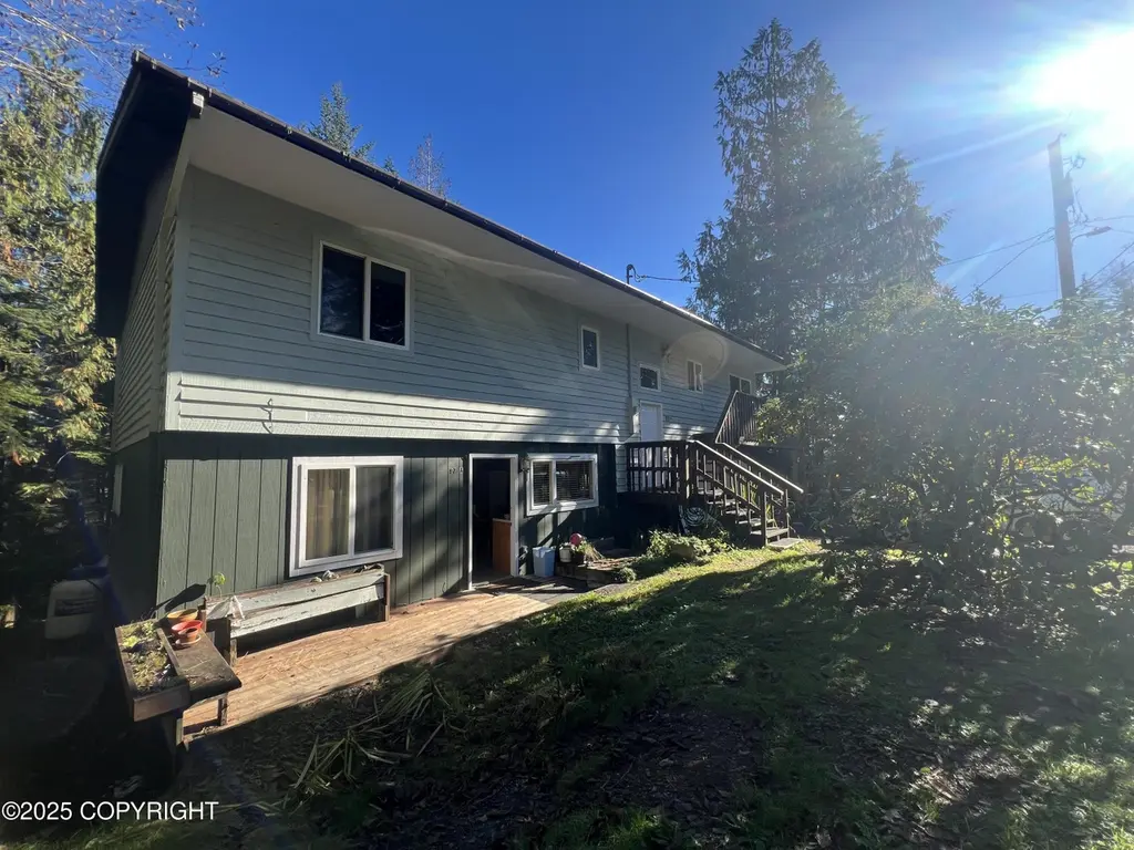 97 Huckleberry Cir