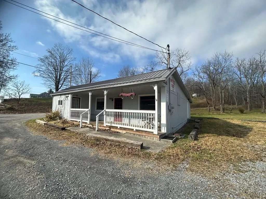 8611 Seneca Trl Trl S