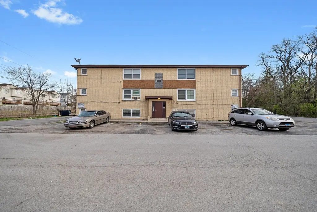 12456 Fairview Ave