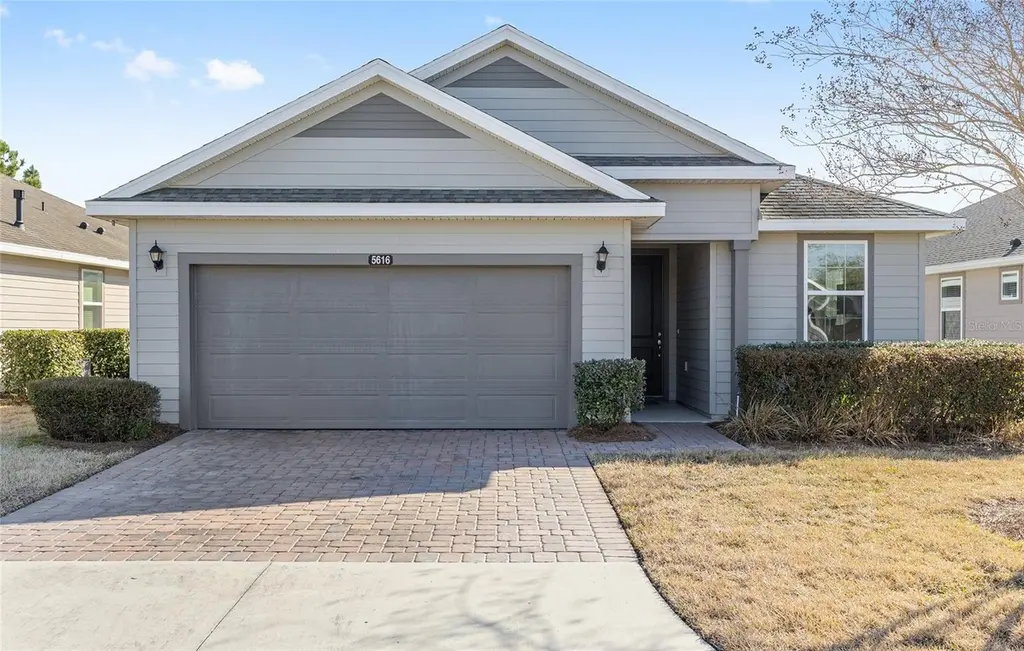5616 NW 37th Lane Rd