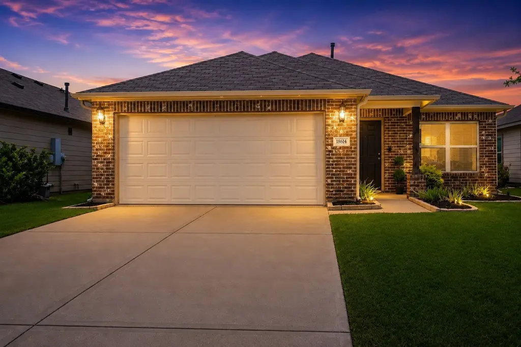 18614 Porthaven Rose Ln