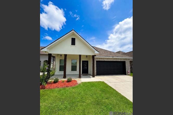 17048 Avocet Dr