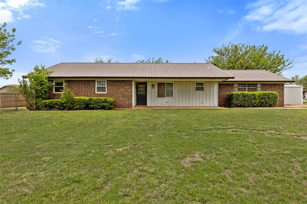 804 NW Tyler Ave