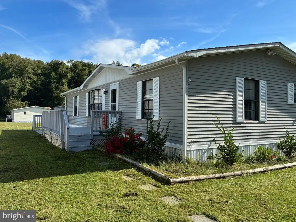 211 Forest Grn