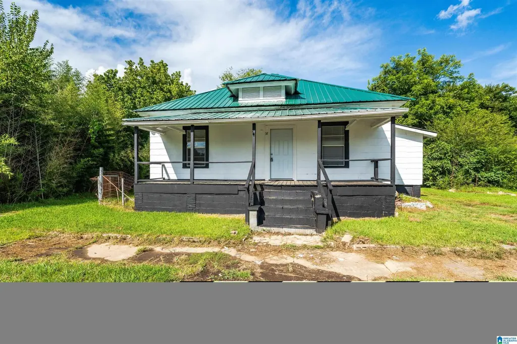 32 Millhaven Ave