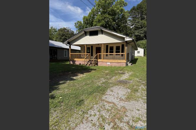 703 Tupelo Pike