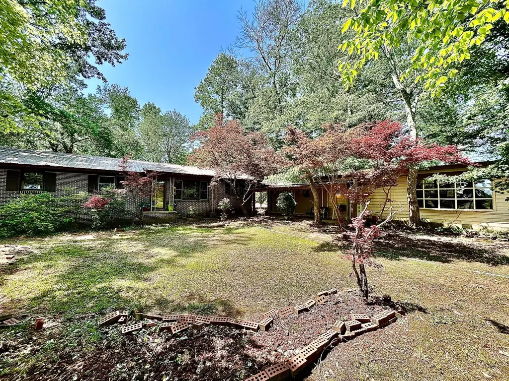 535 NW 25th St